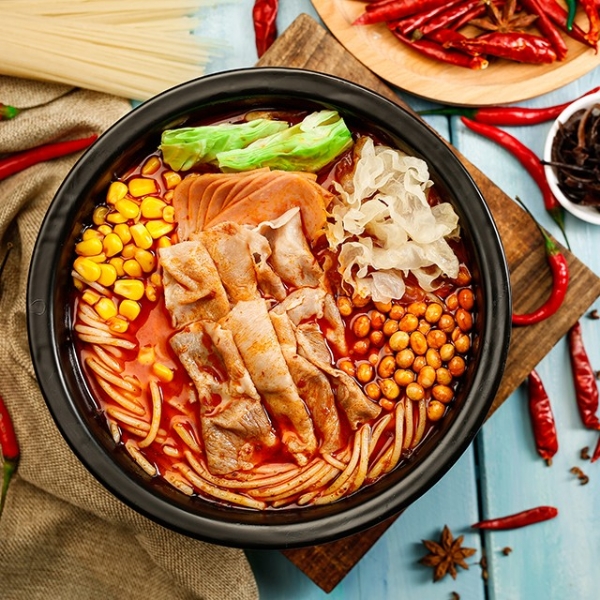 濟寧康德食品”生產(chǎn)車間是無菌化車間，整個生產(chǎn)和檢驗都嚴格執(zhí)行《國家食品安全法》，從而保證了產(chǎn)品質量安全、穩(wěn)定、可靠產(chǎn)品咨詢熱線：0537-3630366